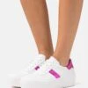 Gabor Zapatillas - Weiss/Fuxia/Ice